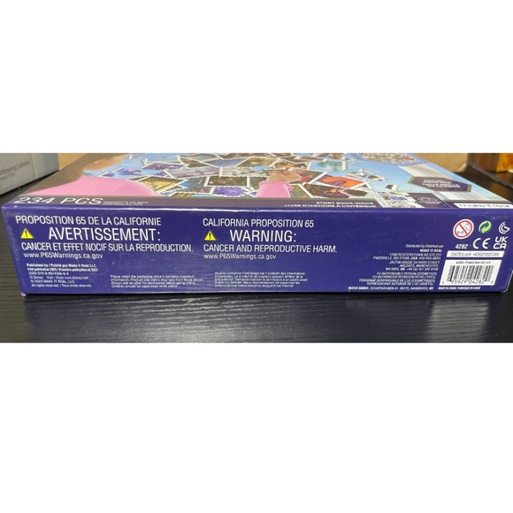 Make it Real Disney 100 Window Art Mosaic 234 PCS - Picture 5 of 6